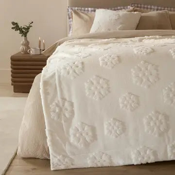 Plaid de Noël écru à flocons en relief – Précommande